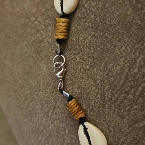 VTG Macrame Cowrie Shell Men's Surfer Choker Necklace - Picture 4 of 6